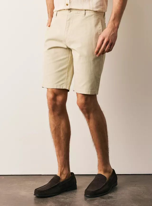 Bermuda Gabardina Corte Chino